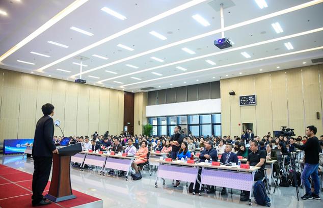 精准解答解释落实，探索澳门正版资本车的未来展望（至2025年）
